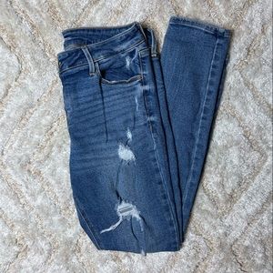 Old Navy Rockstar Super Skinny size 8 Jeans